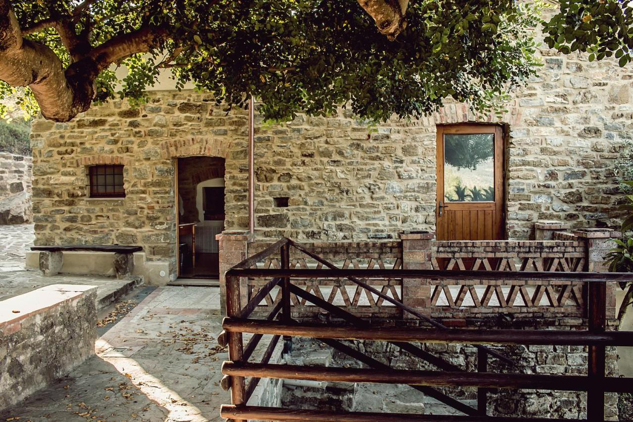 Bed and Breakfast Casale I Cirillo Rutino Exterior foto